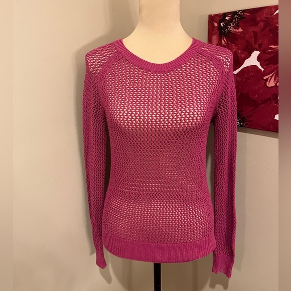 Halogen Hot Pink Open Weave Sweater, size Small - Picture 1 of 4